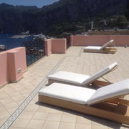 Capri Inn-2